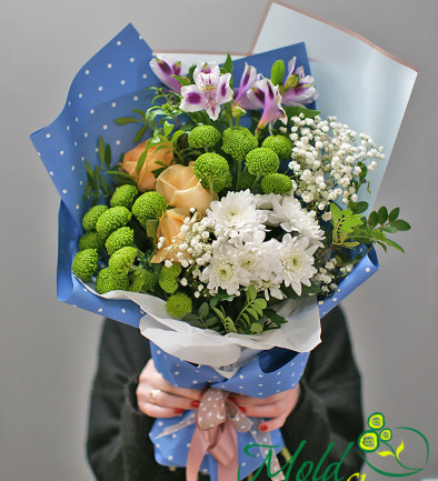 Bouquet of chrysanthemums "French Boulevard" photo 394x433